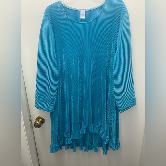 Blue Top and Floral Skirt Set - Picture 5 of 5